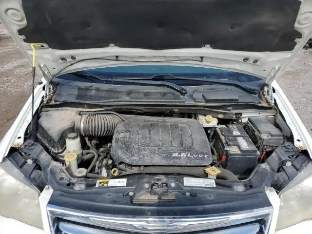 2013 CHRYSLER TOWN & COUNTRY TOURING  