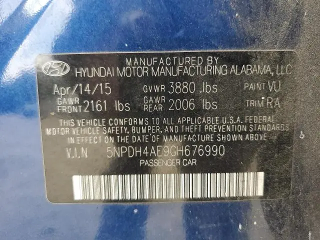 2016 HYUNDAI ELANTRA SE  