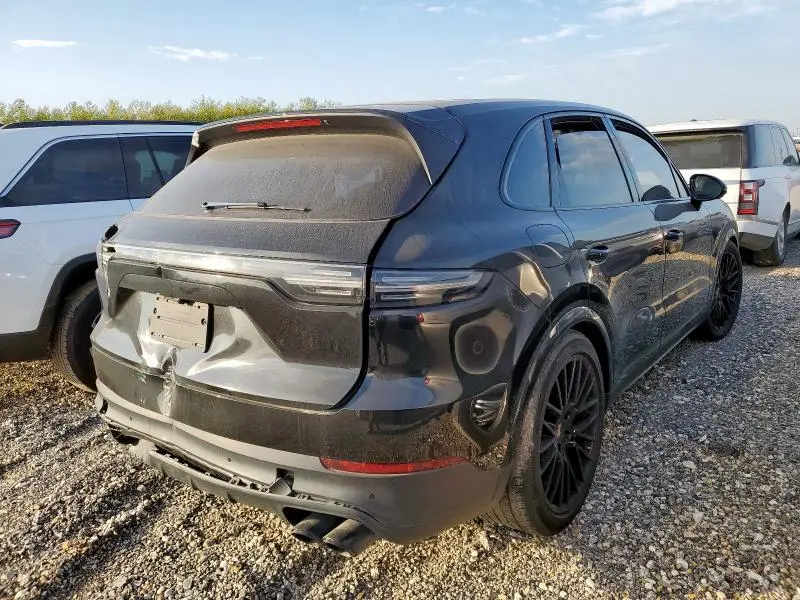 2023 PORSCHE CAYENNE S  