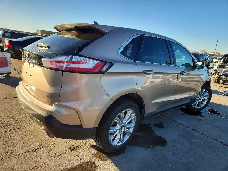 2021 FORD EDGE TITANIUM  