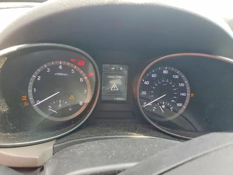 2017 HYUNDAI SANTA FE SE  