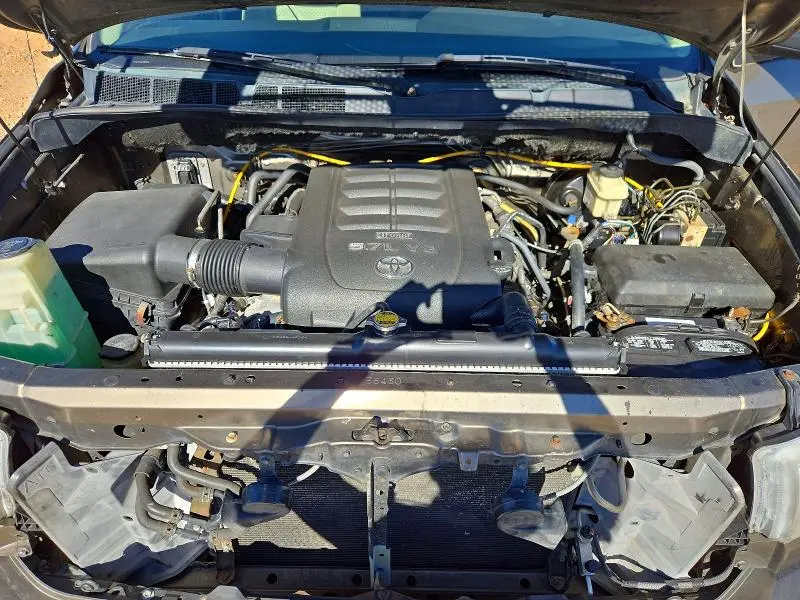 2011 TOYOTA TUNDRA CREWMAX SR5  