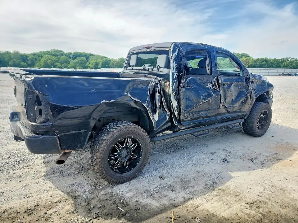2015 RAM 2500 ST  
