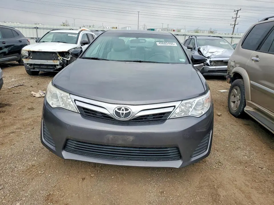 2014 TOYOTA CAMRY LE  