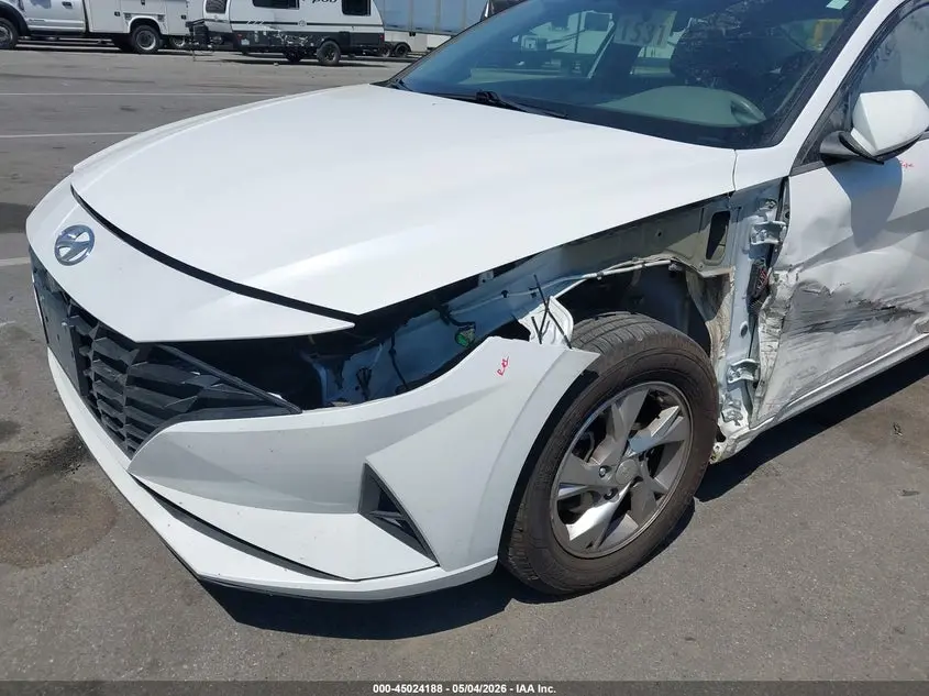 2021 HYUNDAI ELANTRA SE