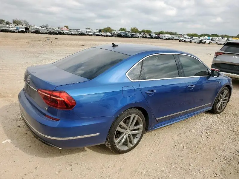 2017 VOLKSWAGEN PASSAT R-LINE  