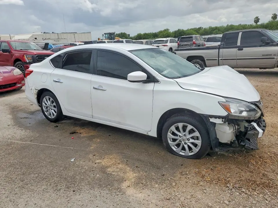 2019 NISSAN SENTRA SV  