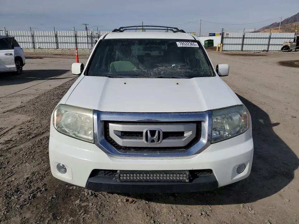 2011 HONDA PILOT EX  