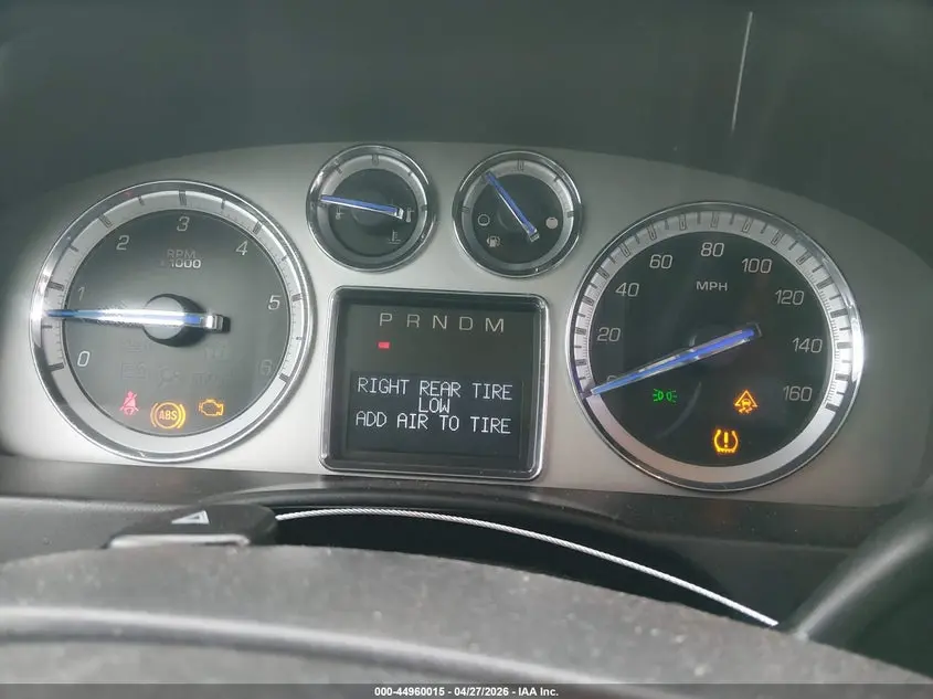 2011 CADILLAC ESCALADE ESV LUXURY
