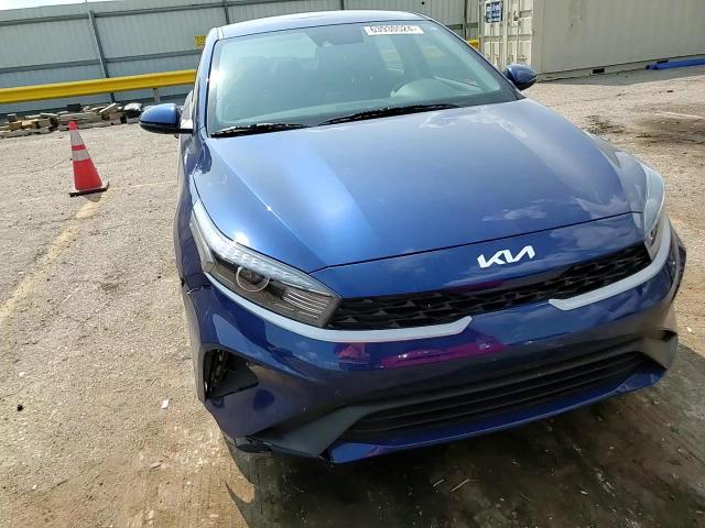 2023 KIA FORTE LX