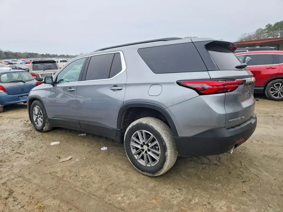 2023 CHEVROLET TRAVERSE LT  