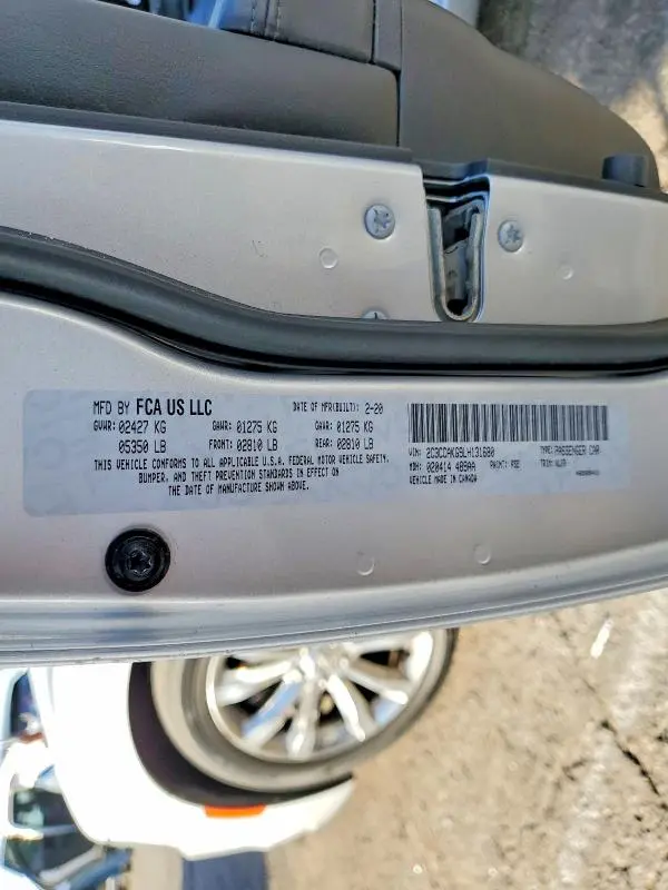 2020 CHRYSLER 300 LIMITED  