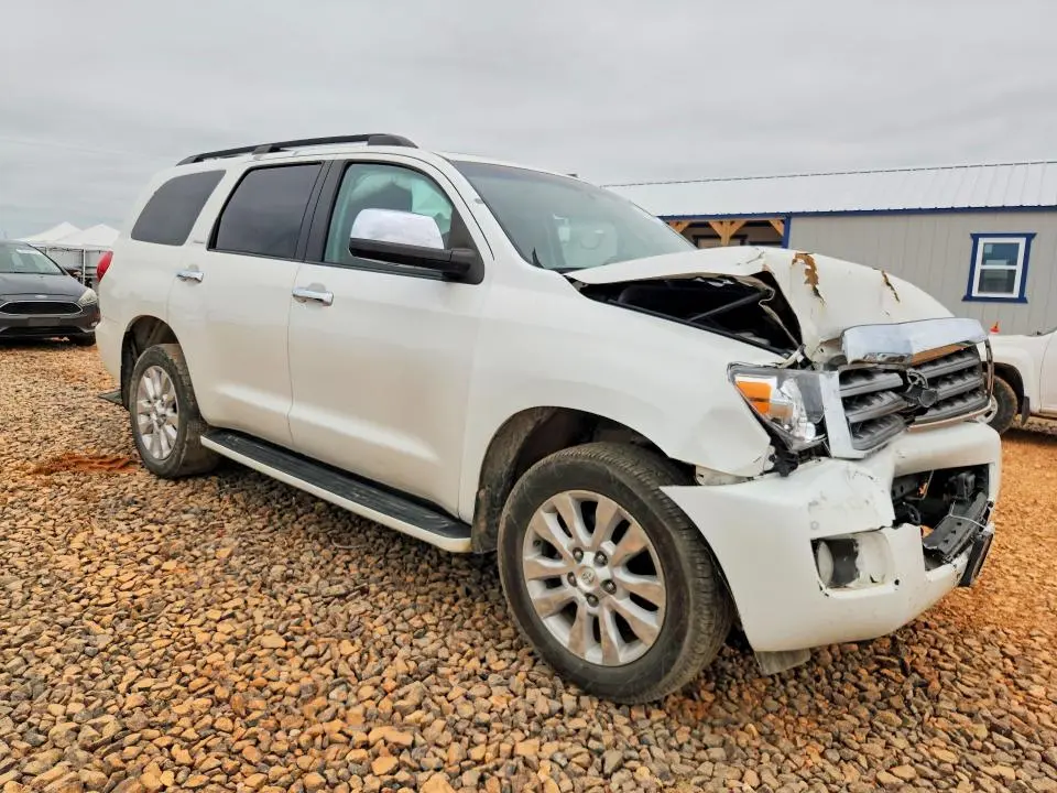 2013 TOYOTA SEQUOIA PLATINUM  