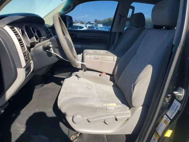 2013 TOYOTA TUNDRA DOUBLE CAB SR5  