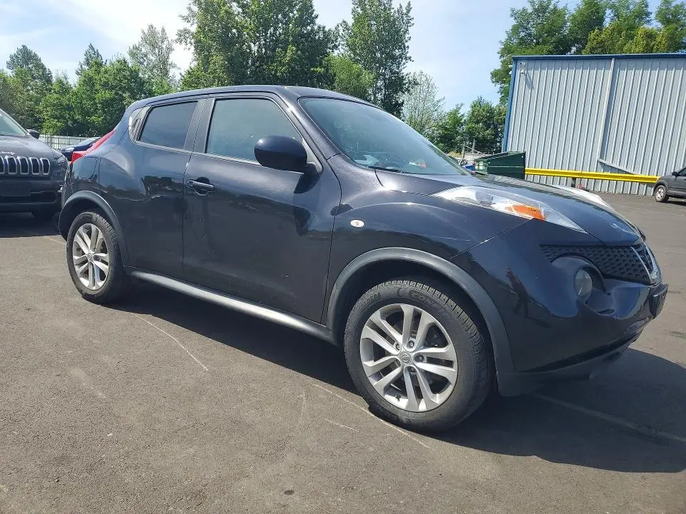 2012 NISSAN JUKE S  