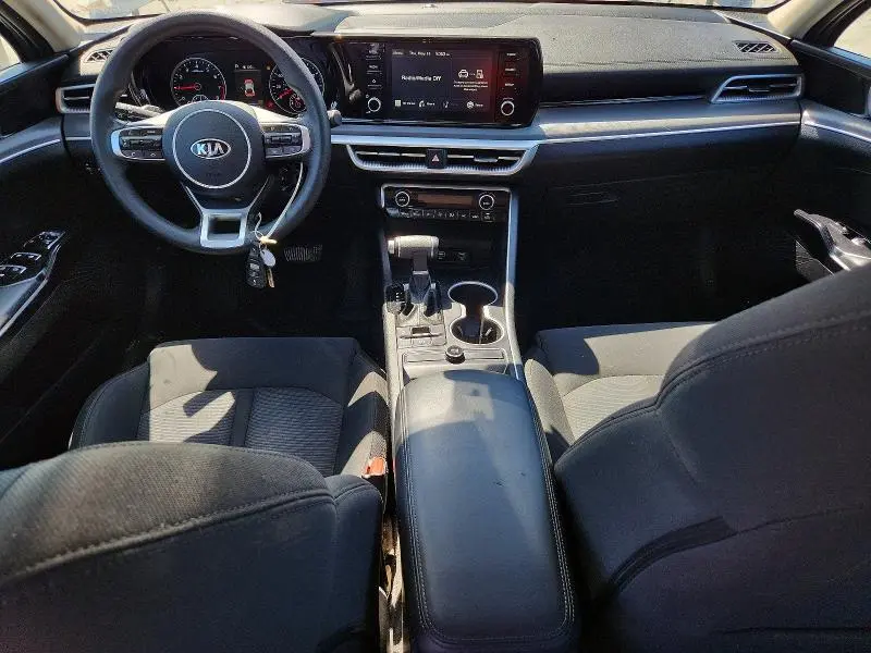 2021 KIA K5 LX  