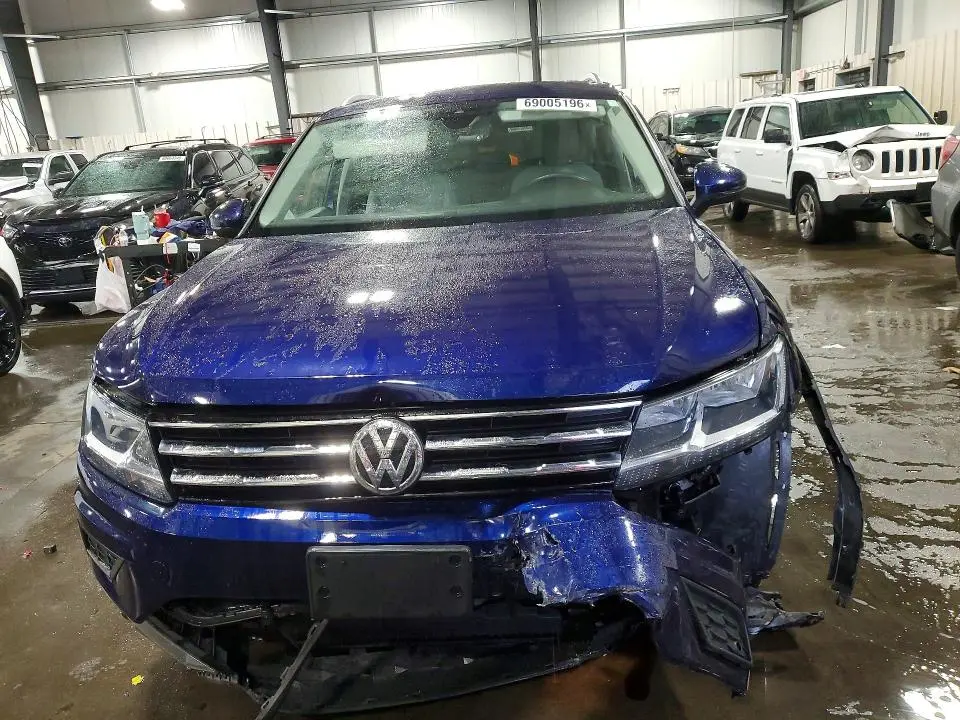 2021 VOLKSWAGEN TIGUAN SE  