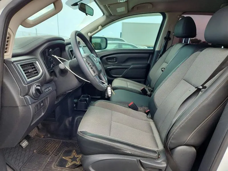 2018 NISSAN TITAN S  