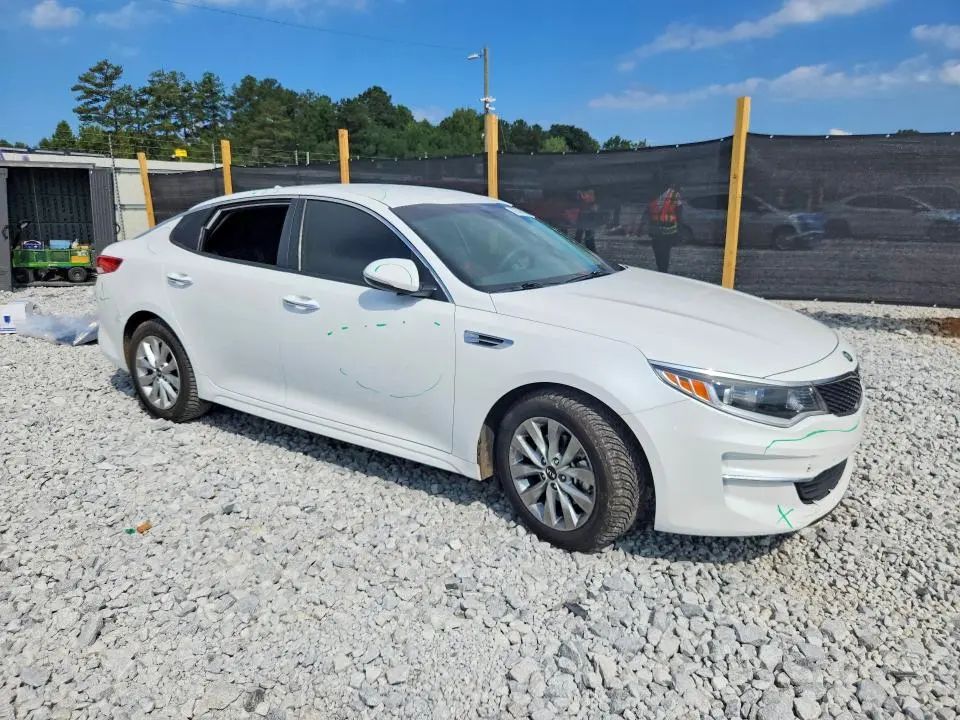 2018 KIA OPTIMA LX  