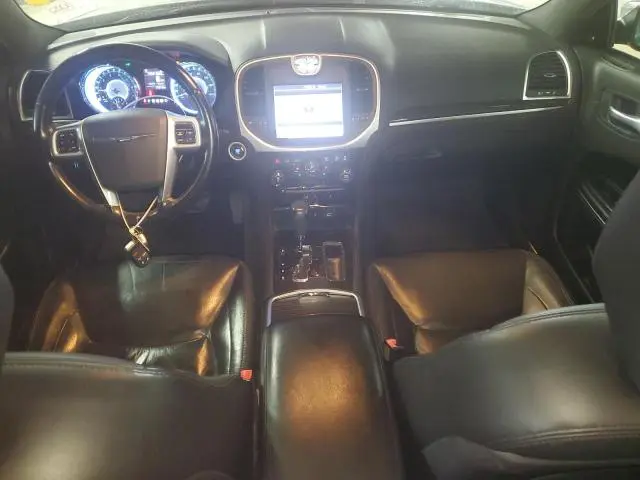2011 CHRYSLER 300 LIMITED