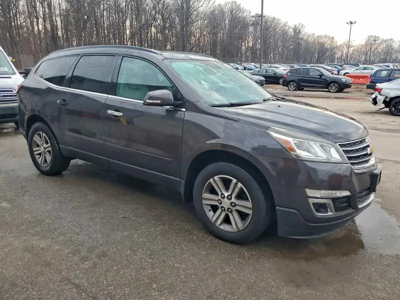 2016 CHEVROLET TRAVERSE LT  