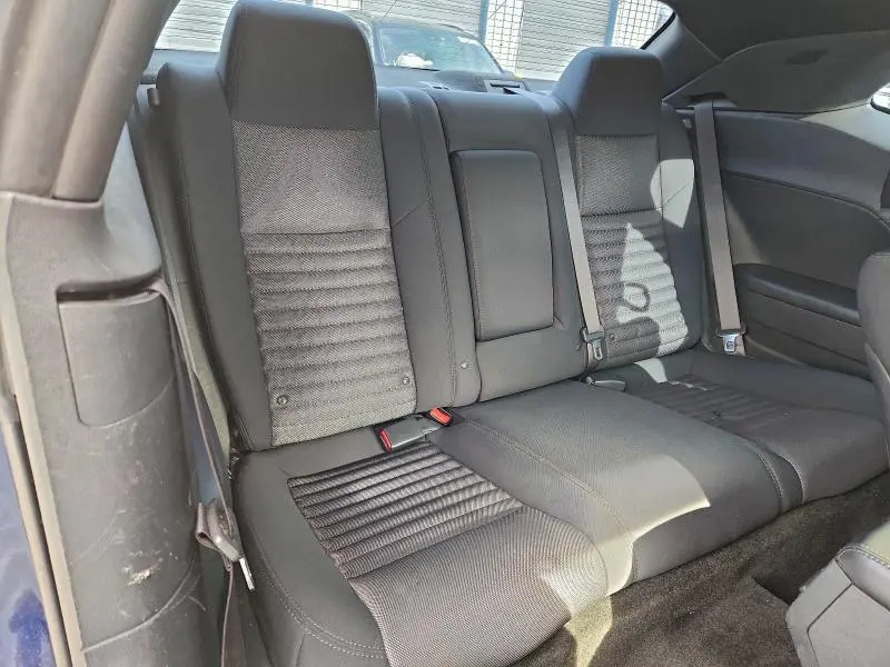 2013 DODGE CHALLENGER SXT  