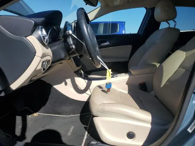 2015 MERCEDES-BENZ GLA 250  