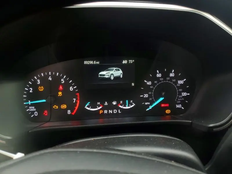 2020 FORD ESCAPE SE  