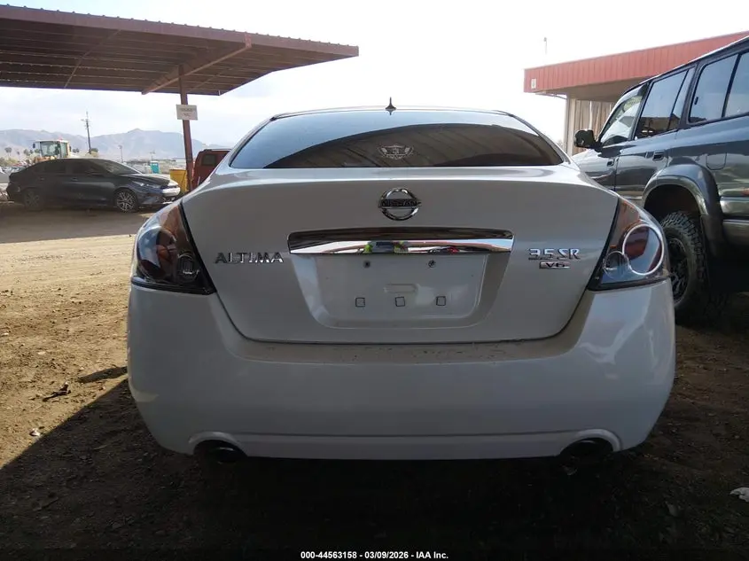 2011 NISSAN ALTIMA 3.5 SR