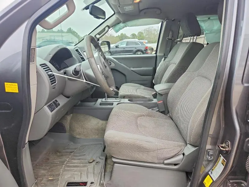 2016 NISSAN FRONTIER S  