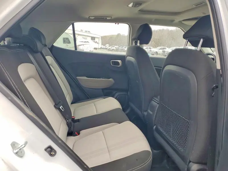 2023 HYUNDAI VENUE SEL  