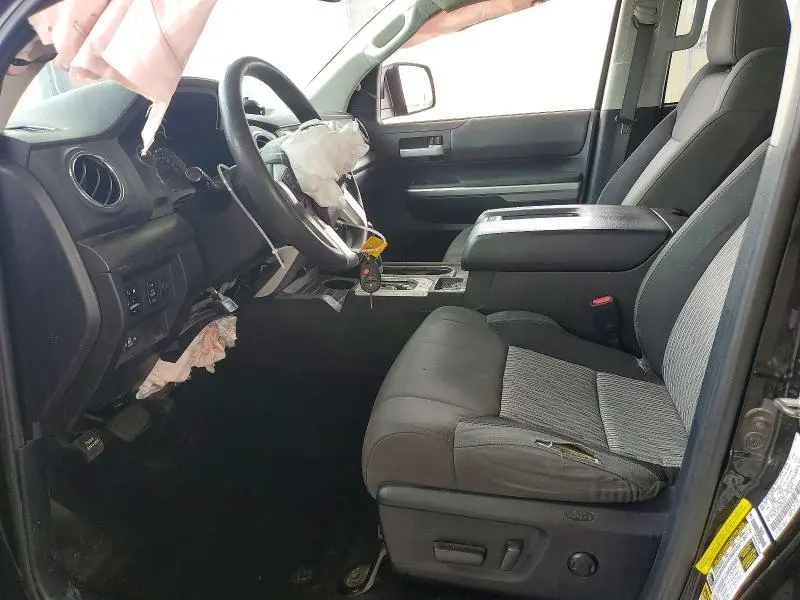 2014 TOYOTA TUNDRA SR5  