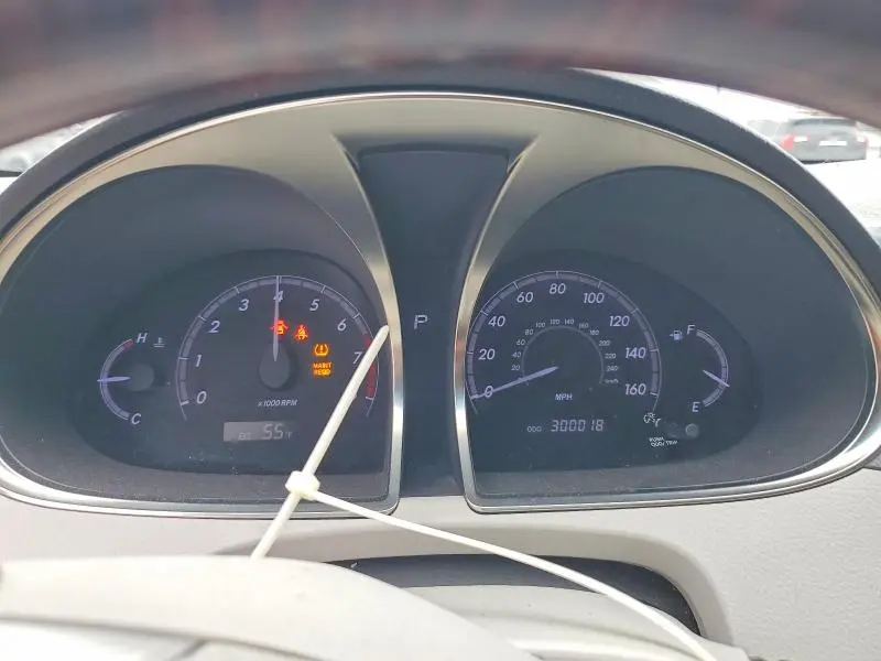 2011 TOYOTA AVALON BASE  