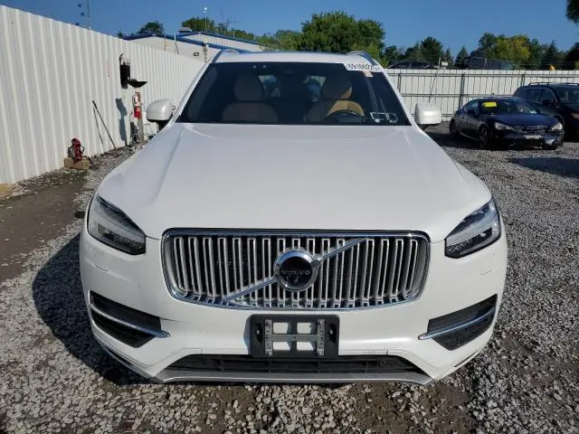 2017 VOLVO XC90 T8  