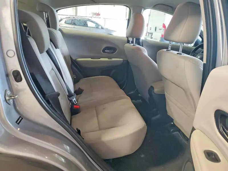 2017 HONDA HR-V LX  