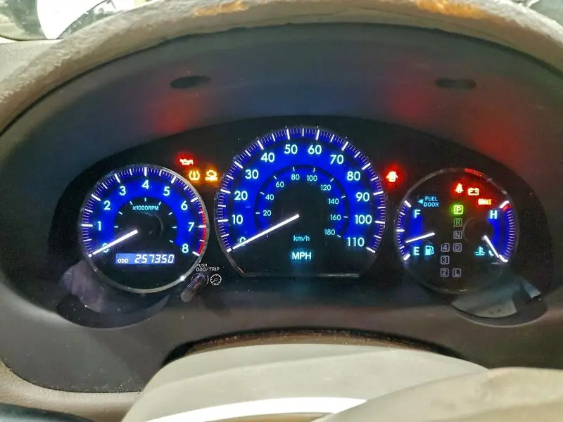 2010 TOYOTA SIENNA XLE  