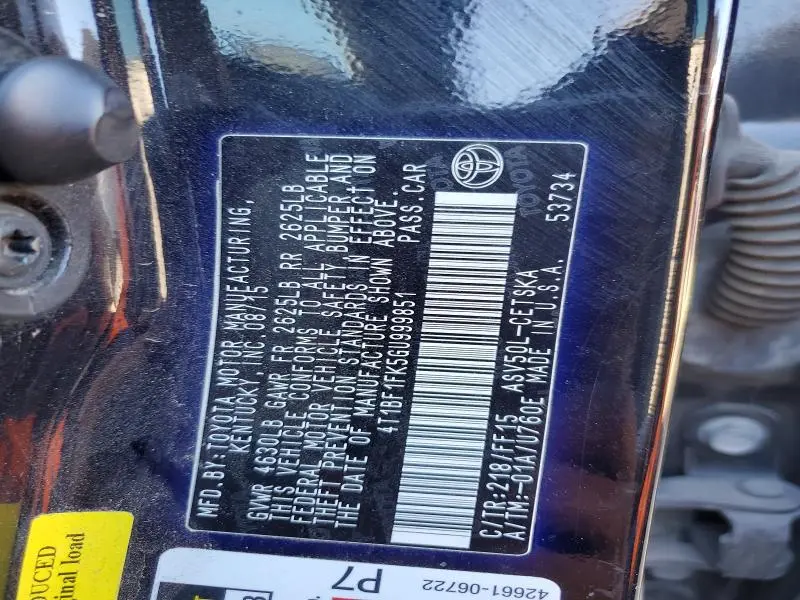 2016 TOYOTA CAMRY LE  