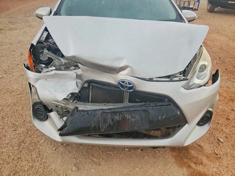 2015 TOYOTA PRIUS C THREE  