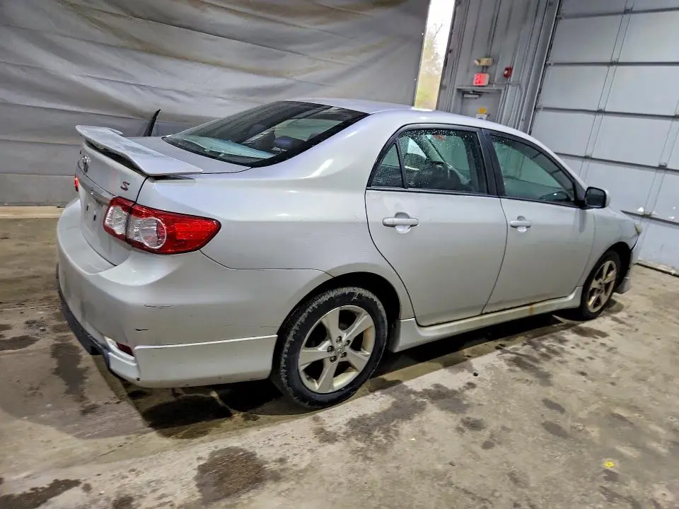 2011 TOYOTA COROLLA S  