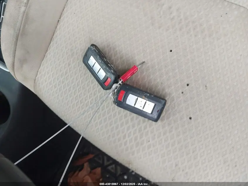 2016 MITSUBISHI OUTLANDER ES/SE/SEL