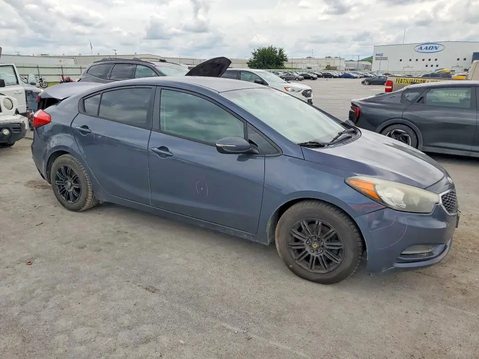 2015 KIA FORTE LX  