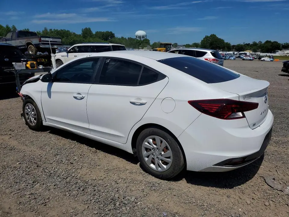 2019 HYUNDAI ELANTRA SE  