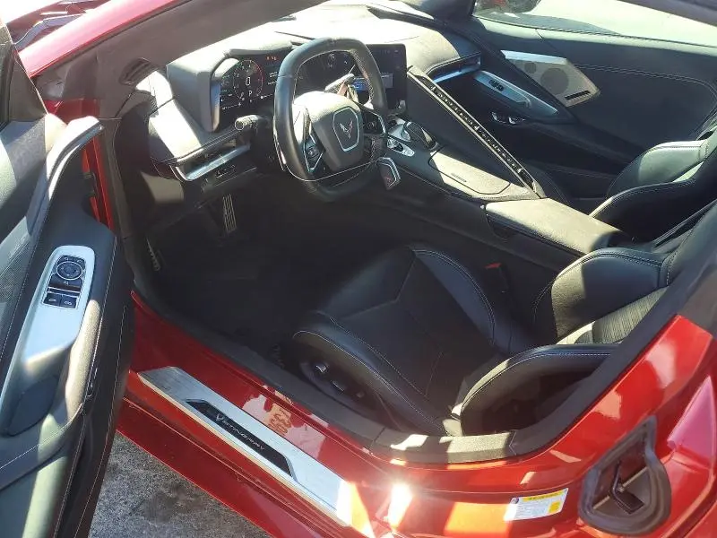 2024 CHEVROLET CORVETTE STINGRAY 2LT  