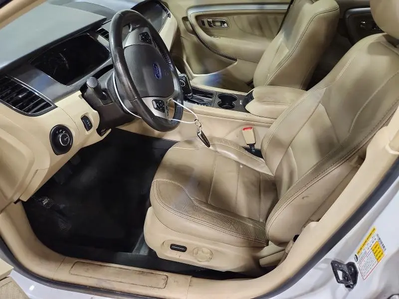 2018 FORD TAURUS SEL  