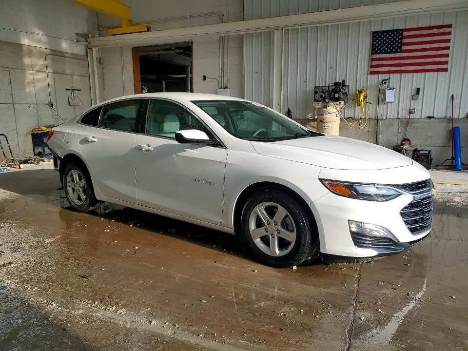 2024 CHEVROLET MALIBU LS  
