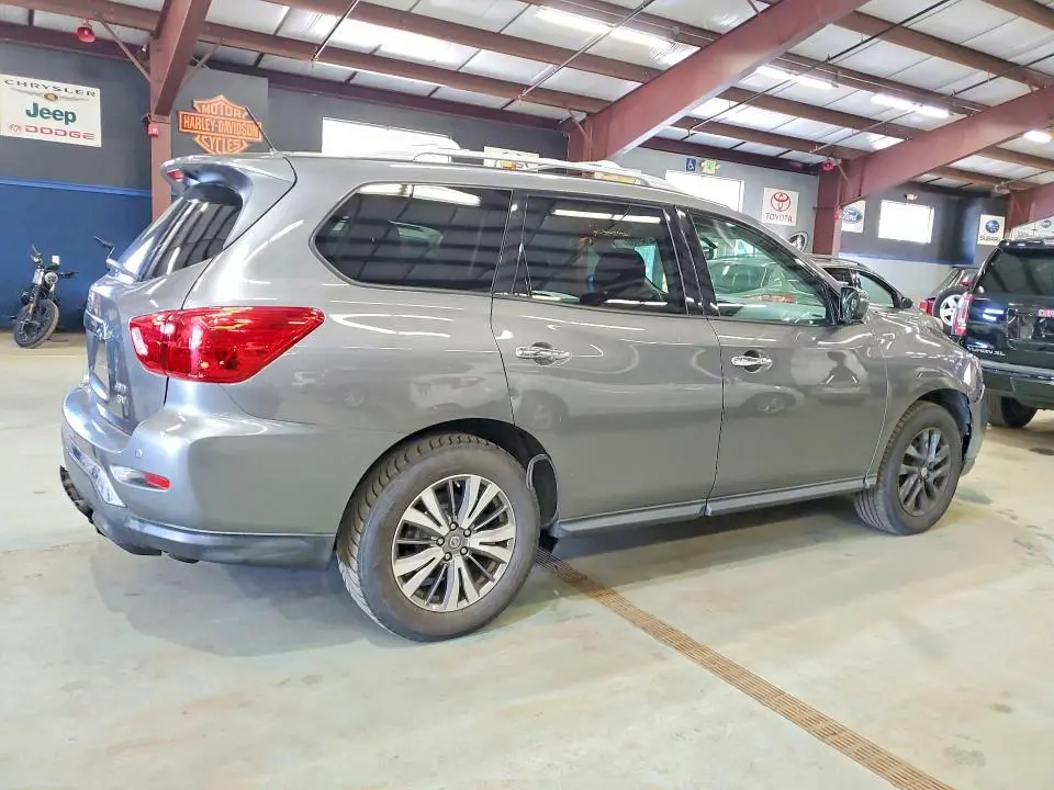 2018 NISSAN PATHFINDER SV  