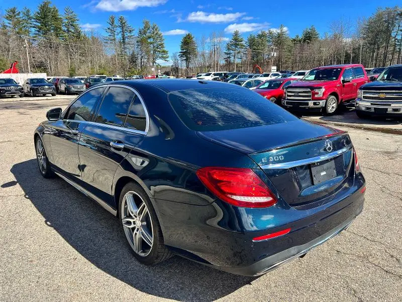2017 MERCEDES-BENZ E 300  