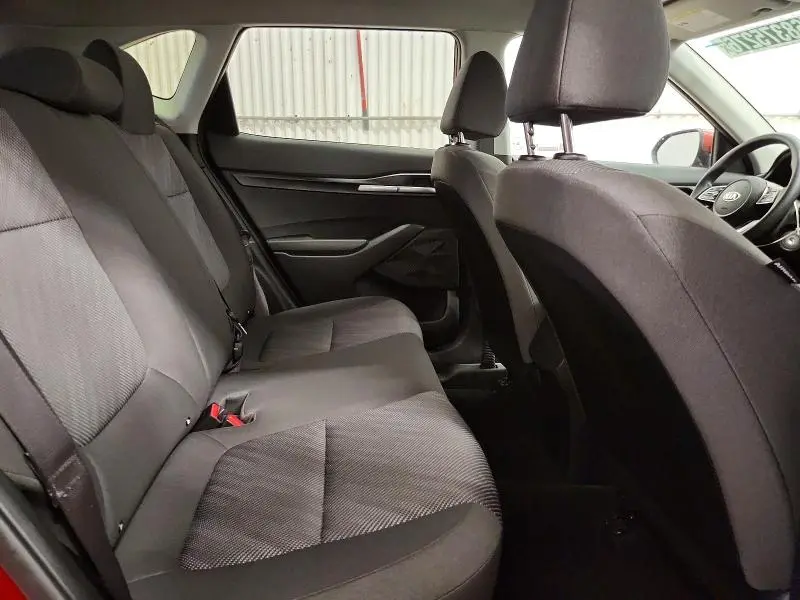 2021 KIA SELTOS LX  