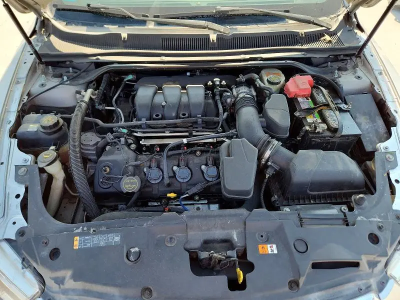 2014 FORD TAURUS SEL  