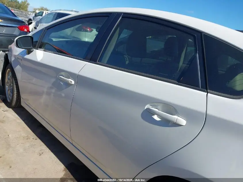 2010 TOYOTA PRIUS IV